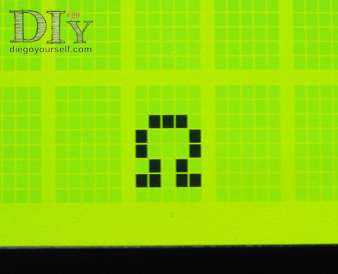 zoom d'omega affichée sur un écran LCD