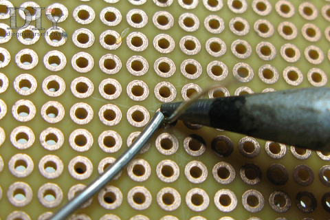 Soudure : fonte du fil à souder