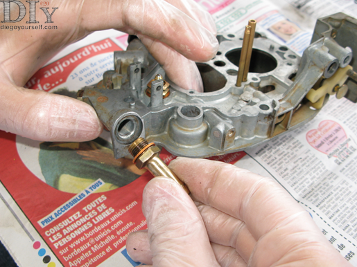 Solex 28-34 Z10 Arrivée d'essence