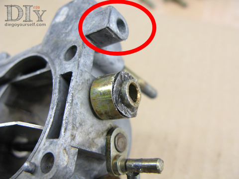 Carburateur Solex 32 DIS Repose de la commande du starter