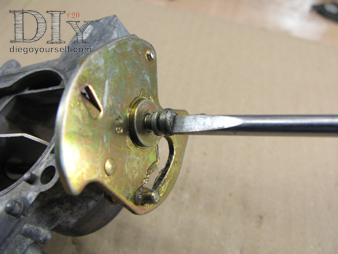 Carburateur Solex 32 DIS Repose de la commande du starter