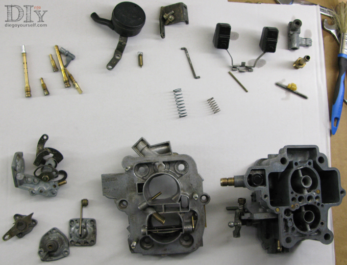 Carburateur Weber 32 DRT démonté et propre