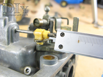 Carburateur Weber 32 DRT repose de la tige réglable de dégazage