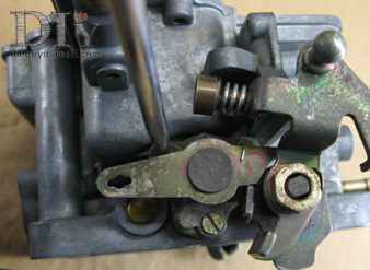 Carburateur Weber 32 DRT repose de la membrane de l'enrichisseur