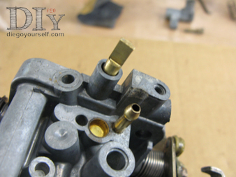 Carburateur Weber 32 DRT repose de la vis de richesse