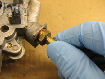 Carburateur Weber 32 DRT Bec d'arrivée d'essence