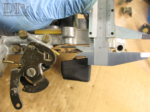 Carburateur Weber 32 DRT Réglage de la hauteur des flotteurs