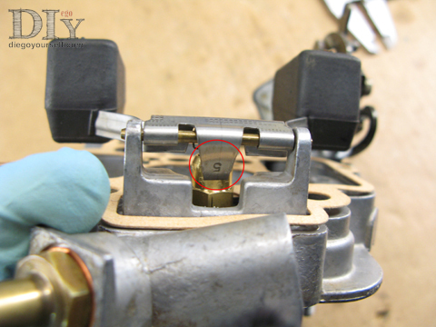 Carburateur Weber 32 DRT Réglage de la hauteur des flotteurs