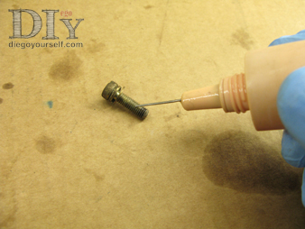 Carburateur Weber 32 DRT Repose du module de commande du starter