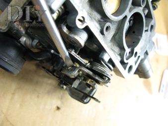 Carburateur Weber 32 DRT réglage de l'ouverture initiale du papillon, ralenti accéléré, starter