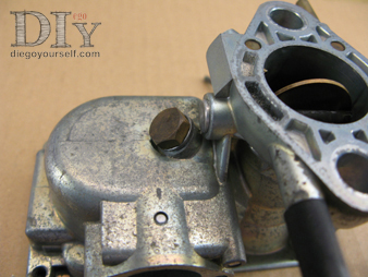 Carburateur Zenith 28 IF Remontage du bouchon de regard