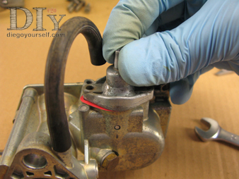 Carburateur Zenith 28 IF Remontage de la membrane de l'enrichisseur