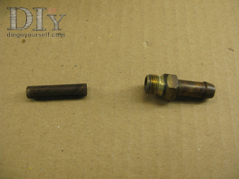 Carburateur Zenith 28 IF Remontage de l'arrivée d'essence