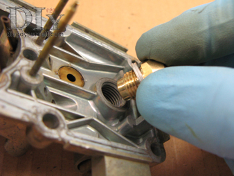 Carburateur Zenith 28 IF Réglage de la hauteur du pointeau