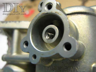 Carburateur Zenith 32 IF2 Repose de la valve de l'enrichisseur