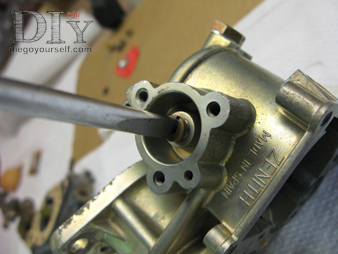 Carburateur Zenith 32 IF2 Repose de la valve de l'enrichisseur