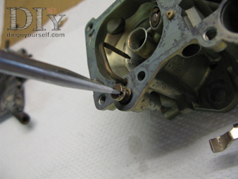 Carburateur Zenith 32 IF2 Repose de l'injecteur de reprise