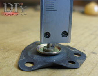 Carburateur Zenith 32 IF2 Mesure de l'ancienne  membrane de l'enrichisseur