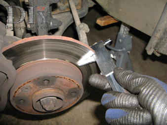 Disque de frein : contrôle de l'épaisseur