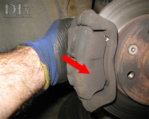 Etrier de frein : compression du cylindre