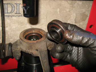 Roulement : extraction du roulement sur porte-fusée