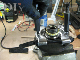 Roulement : extraction du roulement sur moyeu