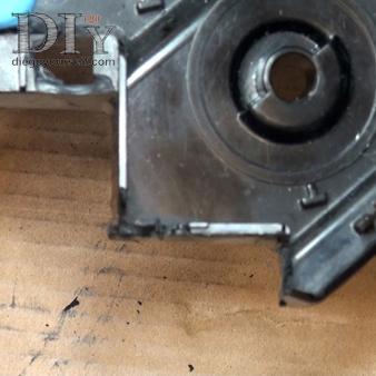 Découpez les anciens supports