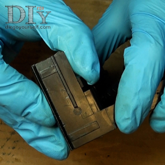 Remettez la façade en place