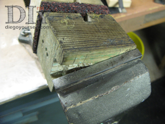 Collage du caoutchouc