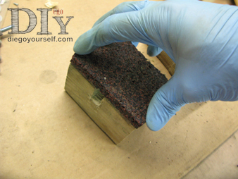 Collage du caoutchouc