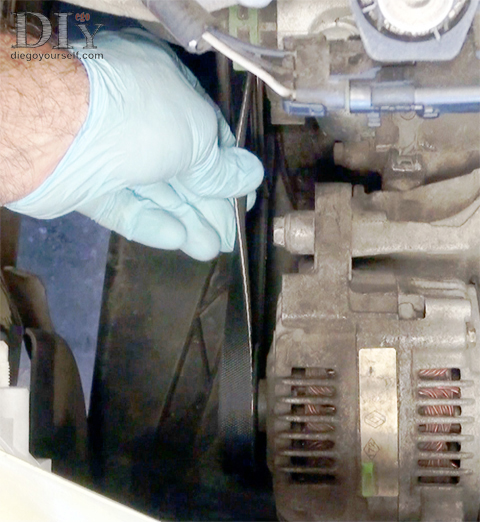 Repose de la courroie d'accessoires