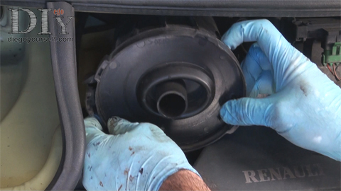 Dépose du filtre à air