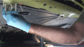 dépose du cache sous le moteur