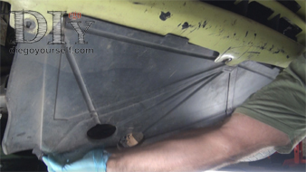 dépose du cache sous le moteur