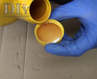 Préparation du filtre à huile neuf