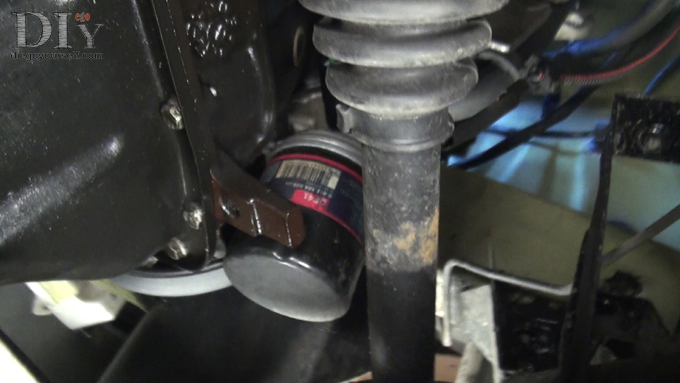 Emplacement filtre à huile sur le moteur