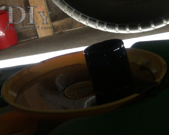 Dévissez le filtre à huile